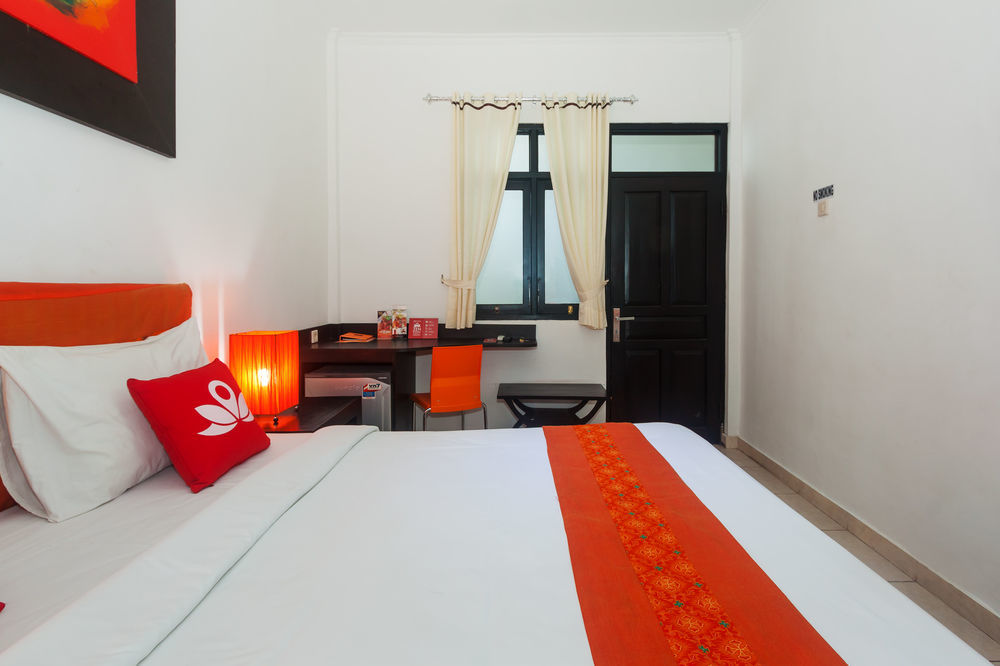 Zen Rooms Kuta Kubu Anyar 1 Exterior photo